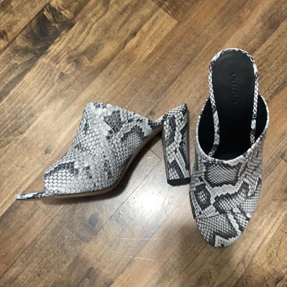 Vince brand new snake print black white and gray block heel mules. Never worn. 8